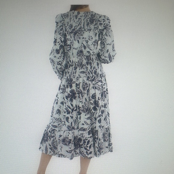 NWT Aqua Blue Linen Blend Smocked Daytime Midi Dress.  Gorgeous Sizes L, XL - Picture 5 of 7